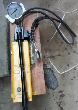 Hydraulic Pump (Double Hose)