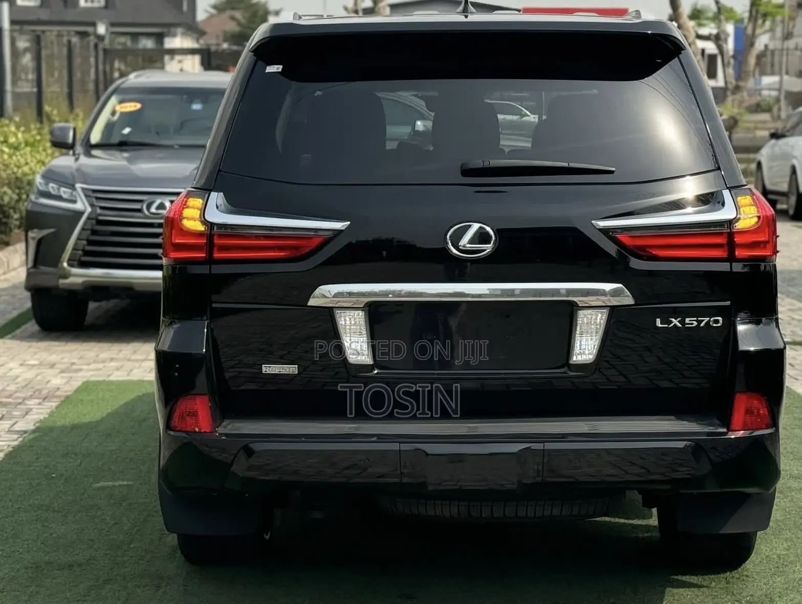 Lexus LX 2016 Black
