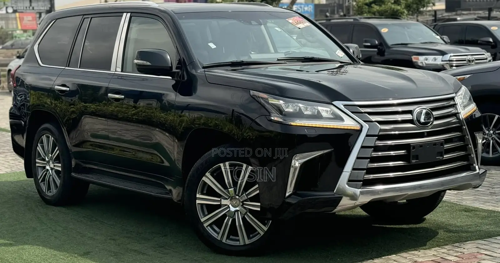 Lexus LX 2016 Black