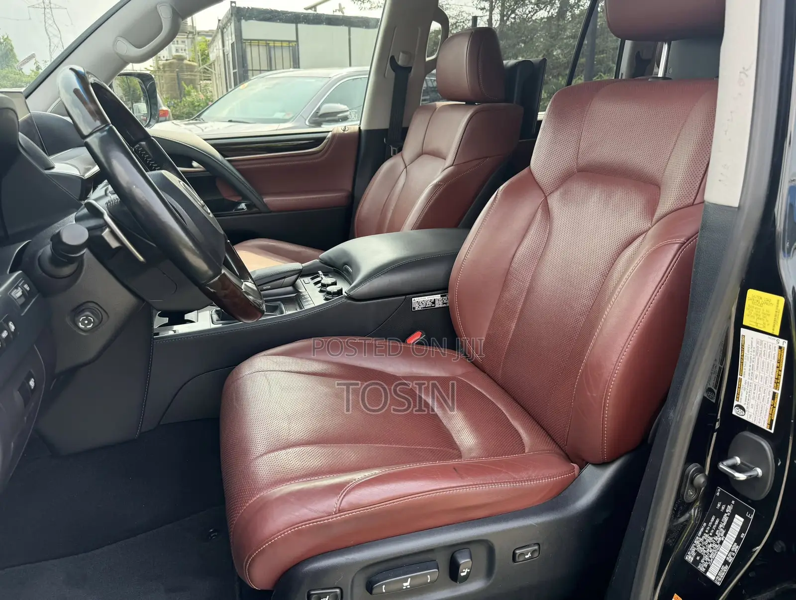 Lexus LX 2016 Black