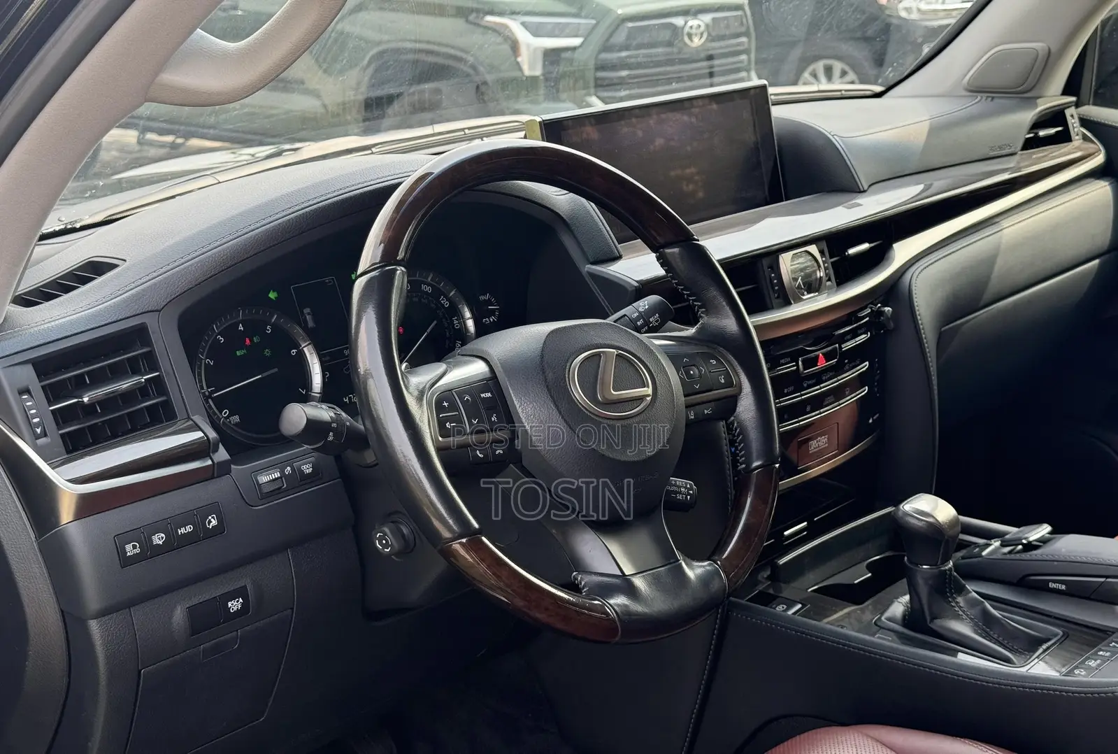 Lexus LX 2016 Black