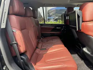 Lexus LX 2016 Black