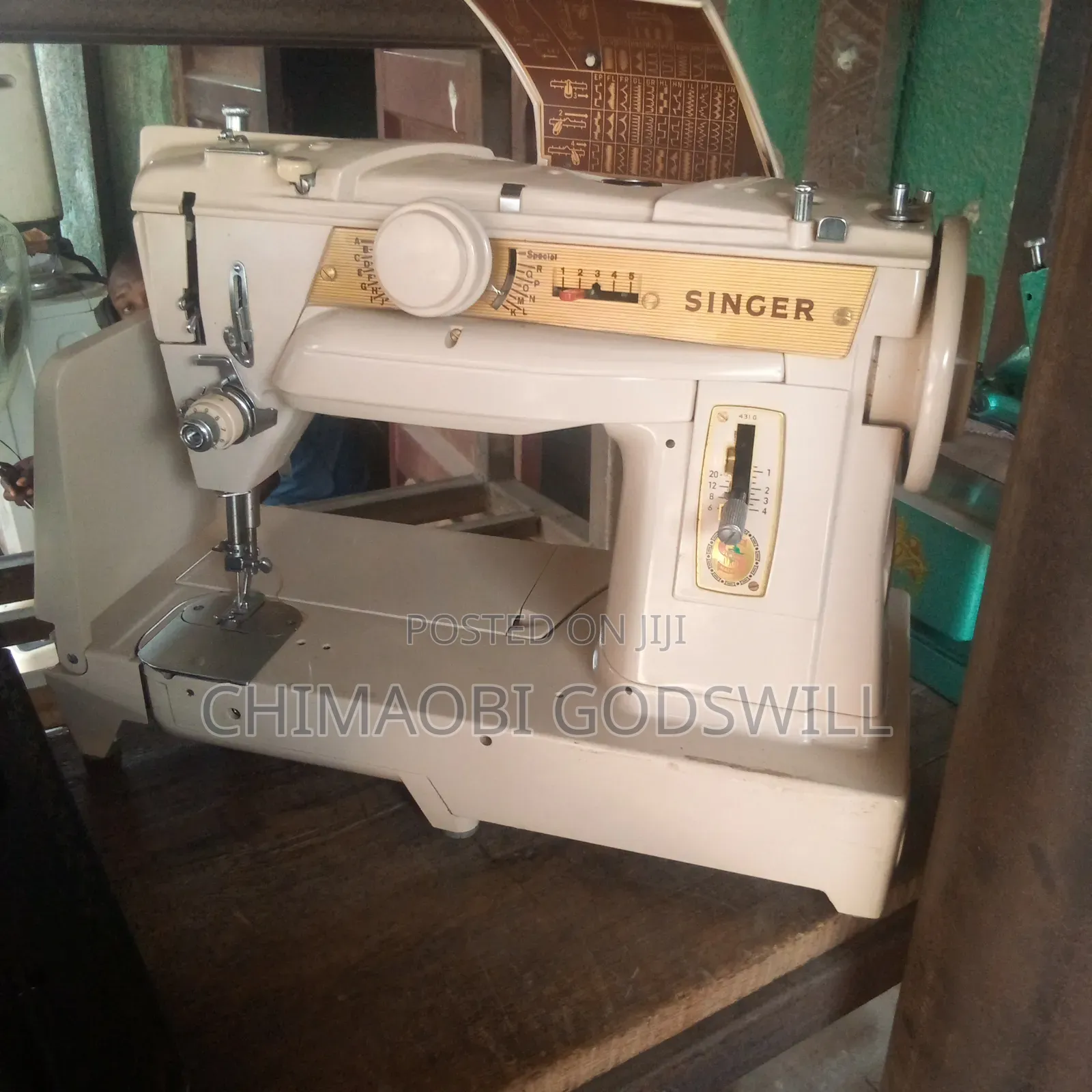 Singer Multi Design Sewing Machine