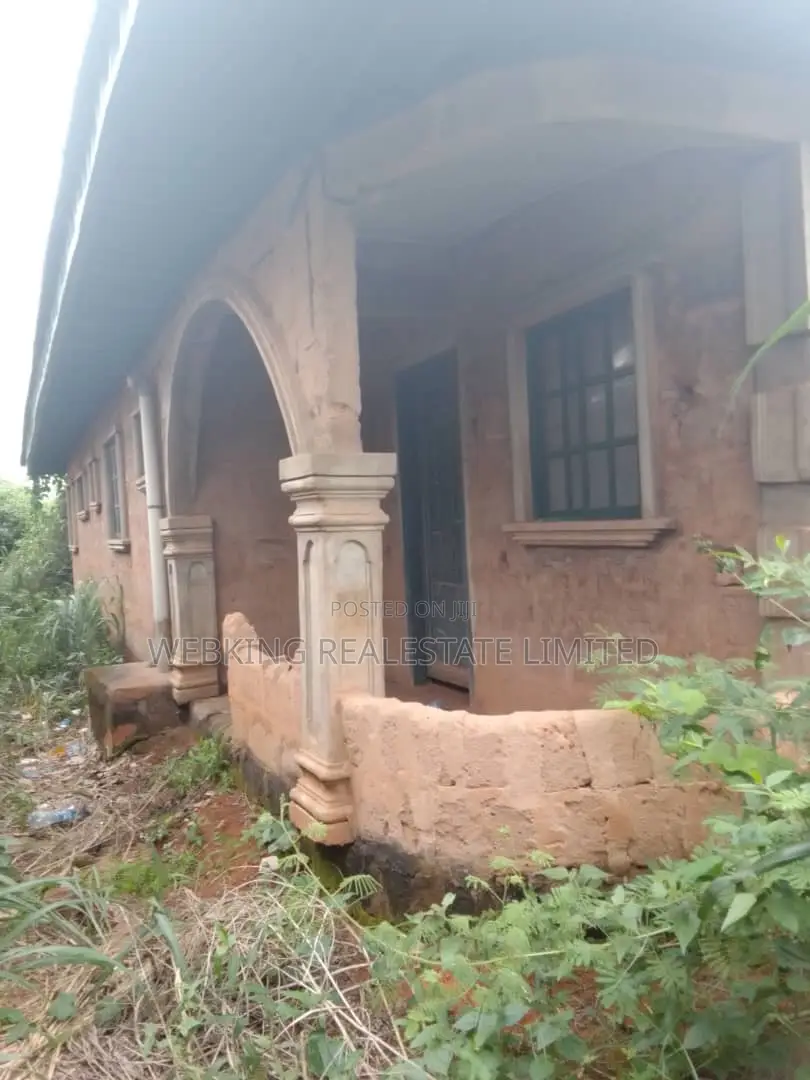 5bdrm Bungalow in , Egor for sale