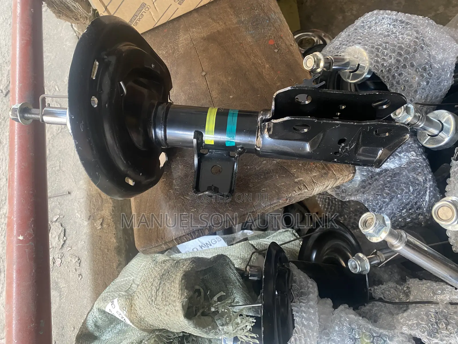 Front Shock Absorber Rx350,Highlander and Venza