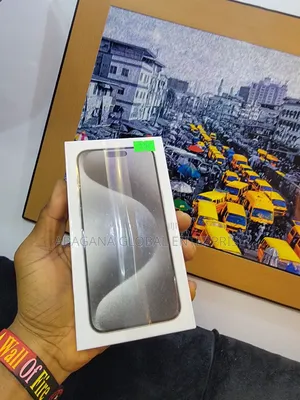 New Apple iPhone 15 Pro Max 256 GB Silver