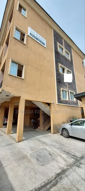 1bdrm Room & Parlour in Agungi for rent