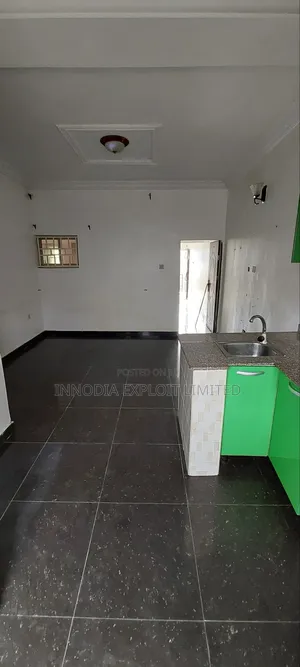 1bdrm Room & Parlour in Agungi for rent