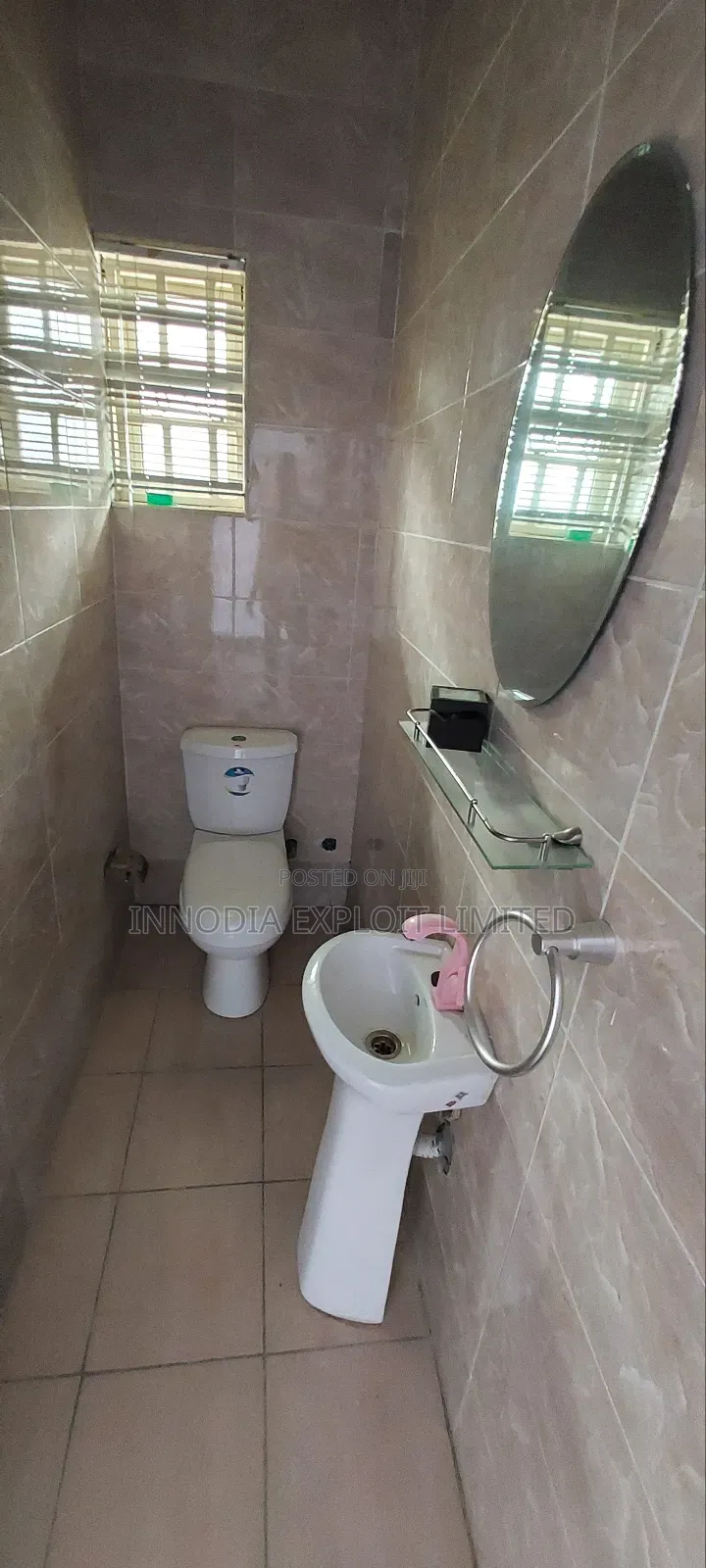 1bdrm Room & Parlour in Agungi for rent