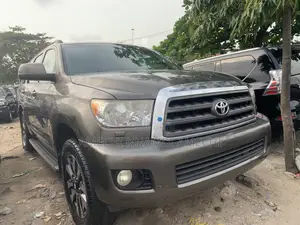 Toyota Sequoia 2013 Brown