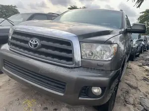 Toyota Sequoia 2013 Brown