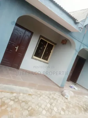 2bdrm Bungalow in Veepee Avenue Sango for sale