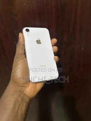 Apple iPhone XR 128 GB White