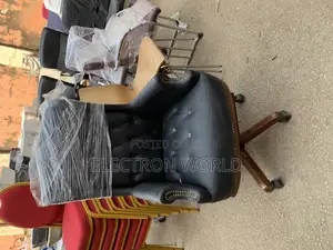 Stylish Executive Chair for Home and Office Space