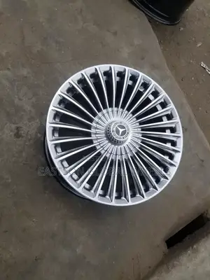 17 Inches Alloyed Rim All' Mercedeces Benz