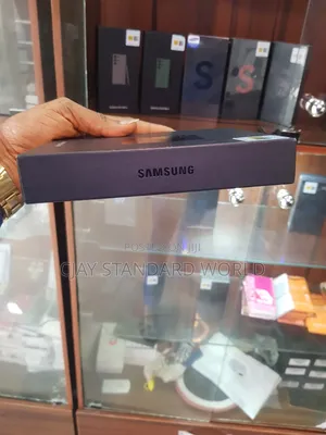New Samsung Galaxy Z Fold 5 256 GB Black