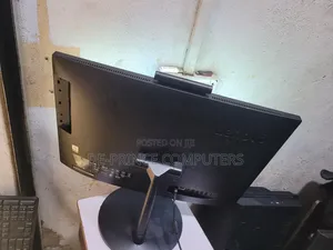 Lenovo ThinkCentre M910 SFF 8GB Intel Core i5 SSD 256GB
