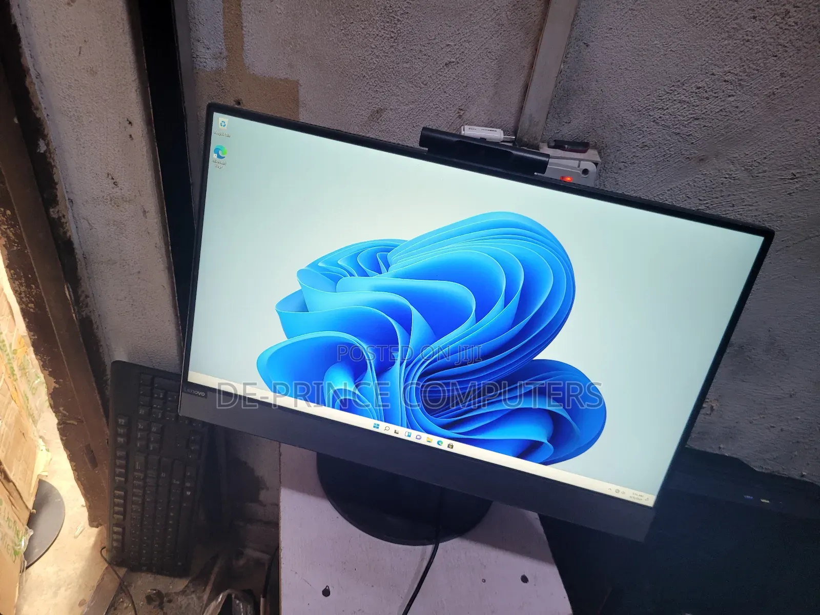 Lenovo ThinkCentre M910 SFF 8GB Intel Core i5 SSD 256GB