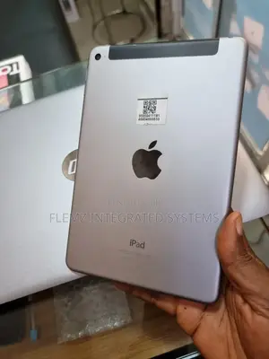 Apple iPad mini 4 128 GB Gray