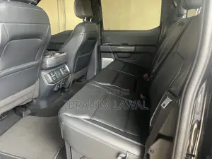 Ford F-150 Platinum 2024 Black
