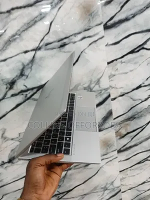 Laptop HP EliteBook 830 G7 8GB Intel Core I5 SSD 256GB