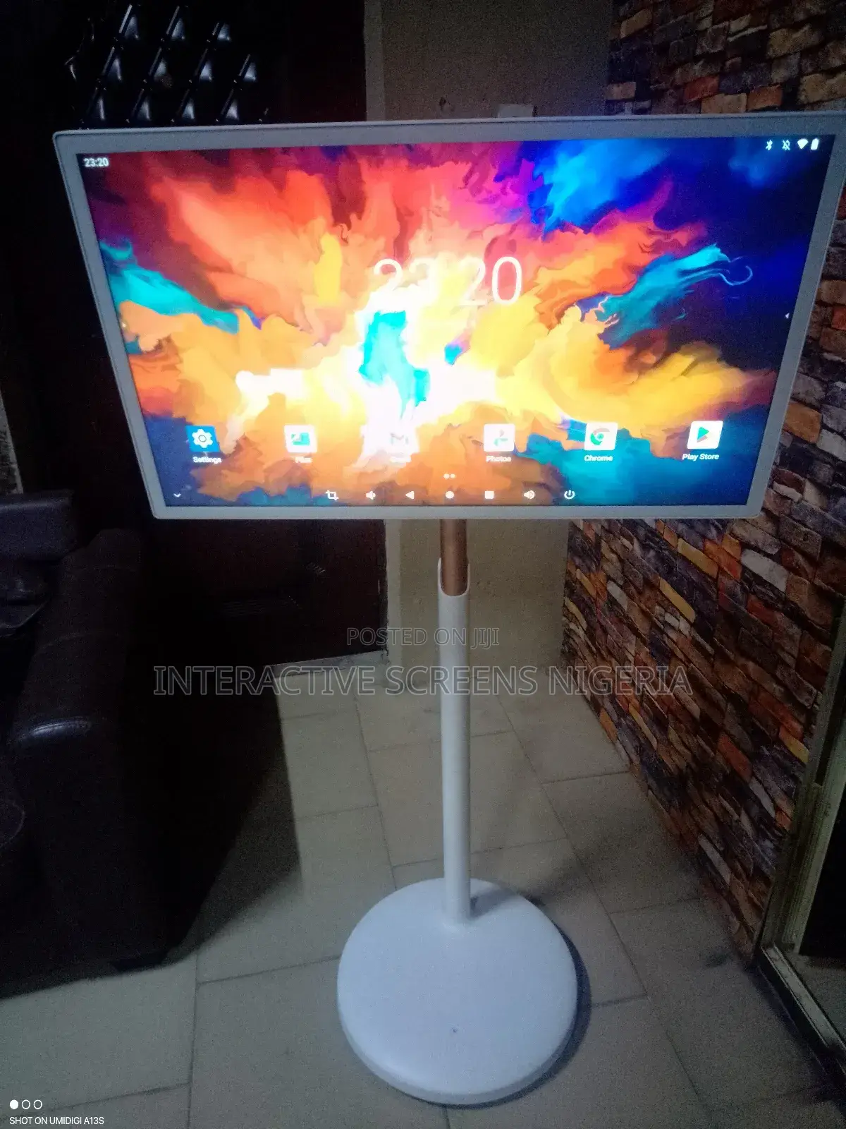 32 Inches Rotating Standbyme Screen