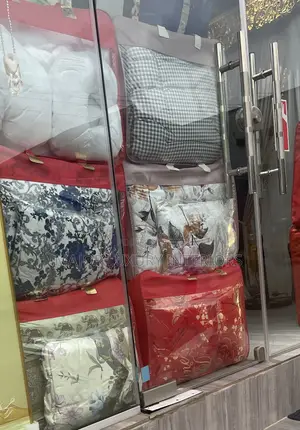 Complete Set Of Duvet With 4 Pillow Bedsheets