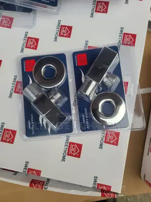 Square Chrome 1⁄2 Angle Valve