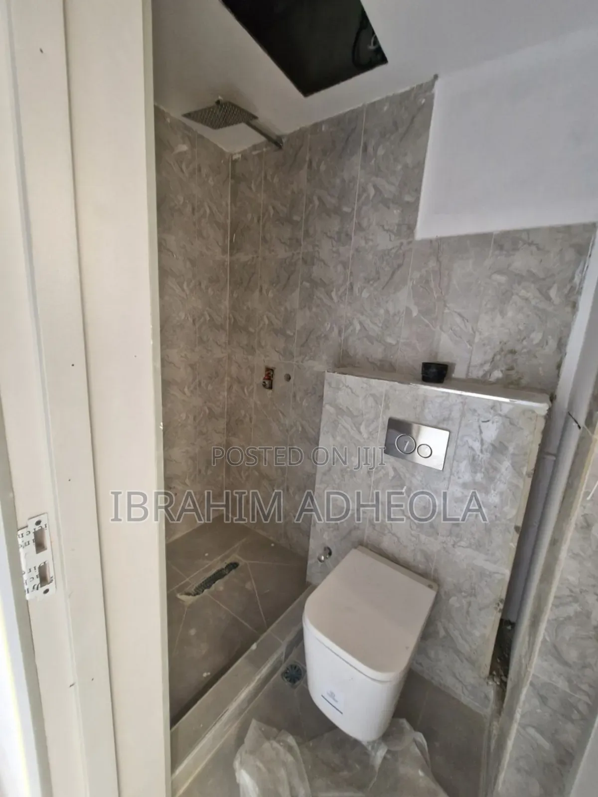 2bdrm Maisonette in Off Freedom Way, Lekki Phase 1 for sale