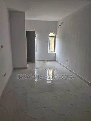 2bdrm Maisonette in Off Freedom Way, Lekki Phase 1 for sale