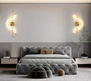 Lew Wall Light