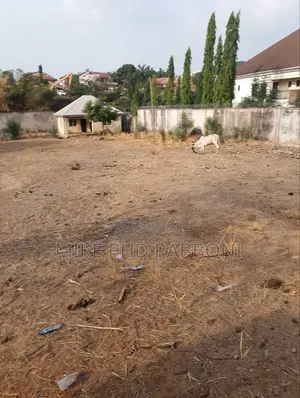 600 SQM of Land Cofo at Old G. R. A. Enugu For100m at 100m