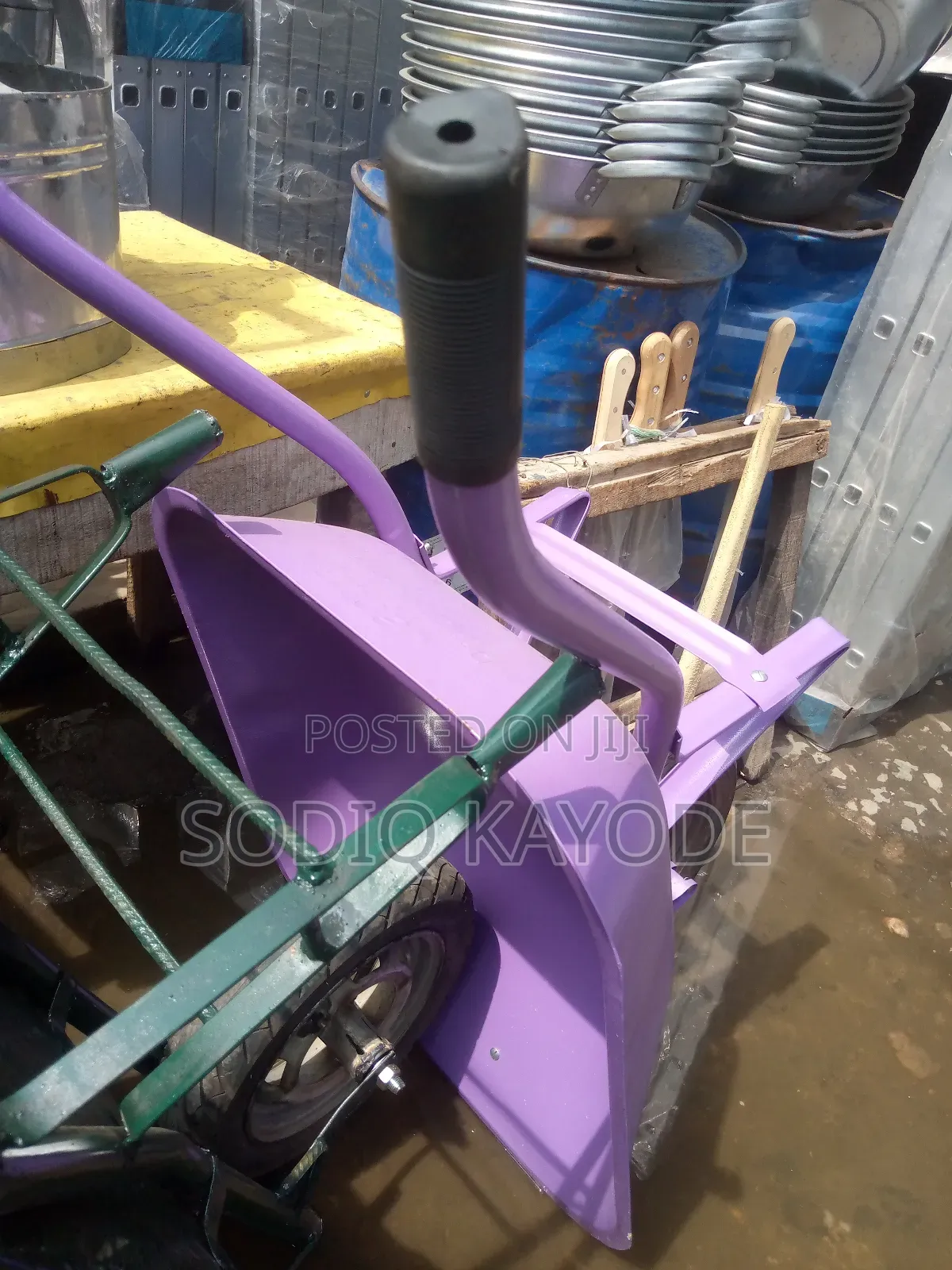 Wheelbarrow