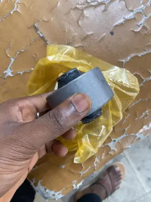 Front Low Arm Bushing Ix35