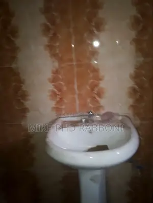 2bdrm Block of Flats in Independence Layout, Enugu for rent