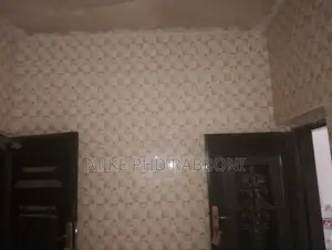 2bdrm Block of Flats in Independence Layout, Enugu for rent