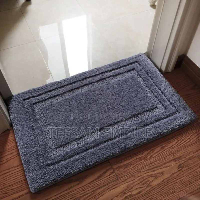 Fluffy Foot Mat