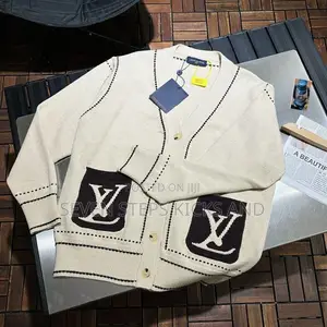 High Grade Louis Vuitton Luxury Light Cardigan