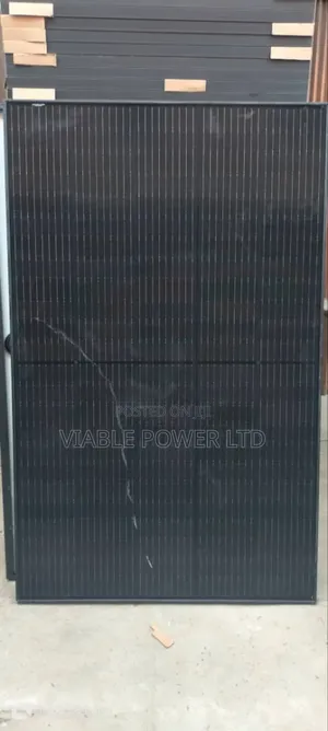 Longi All Black Solar Panel With High Efficiency. First Grad