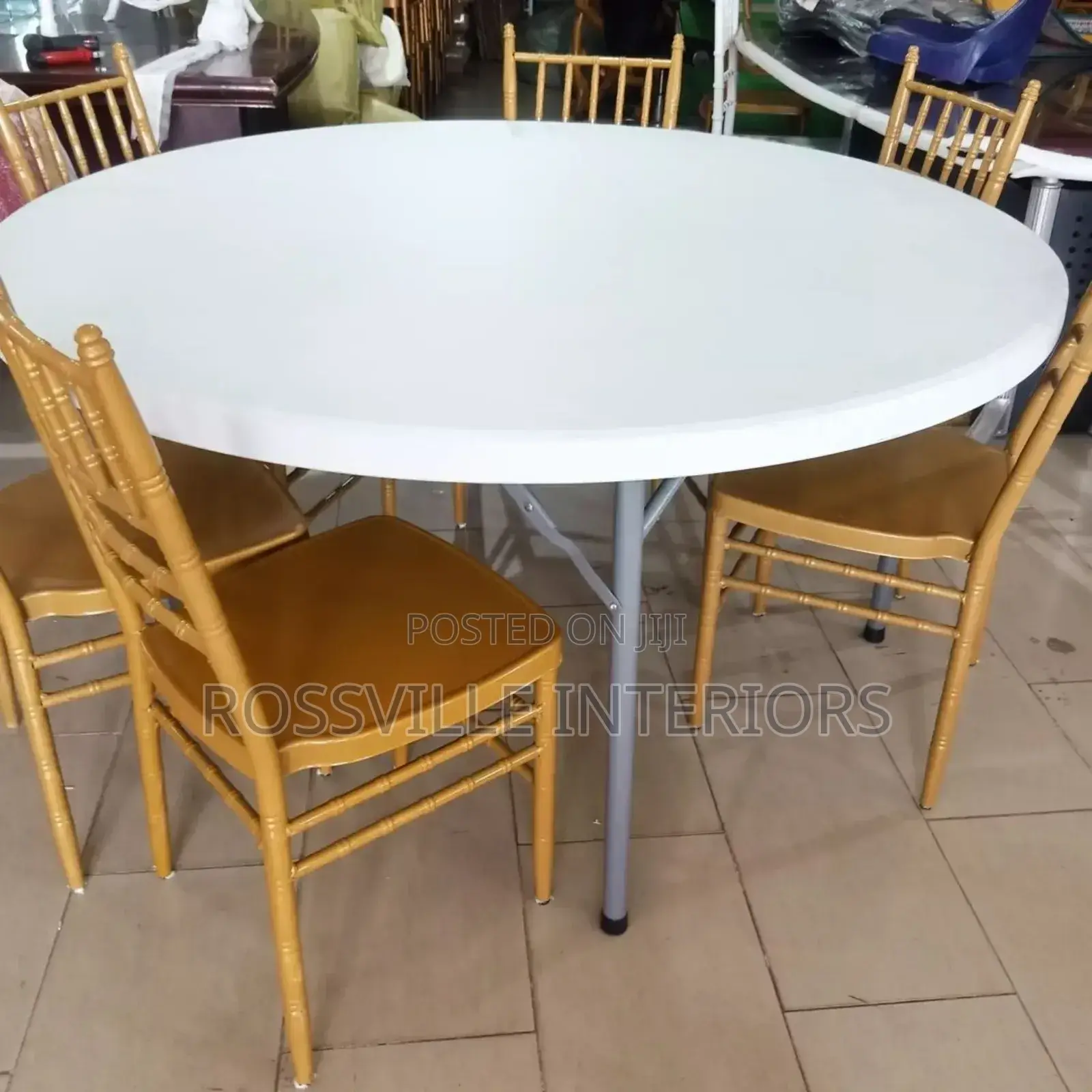 “Durable Chivari Chairs – Ideal for Banquets, Parties Weddings