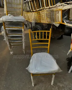 “Durable Chivari Chairs – Ideal for Banquets, Parties Weddings