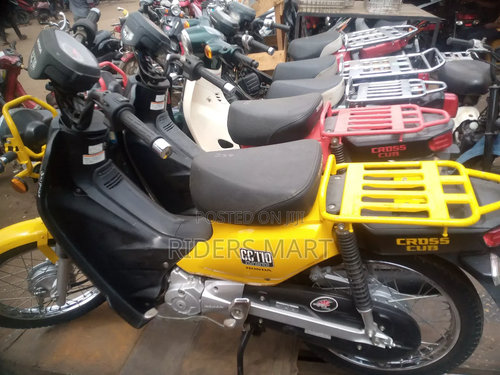 Honda 2022 Yellow