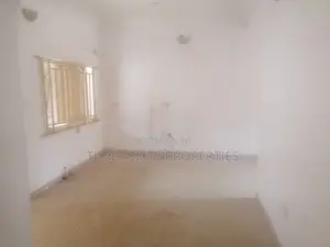 2bdrm Apartment in Philip Majekodunmi, Abule Egba for rent