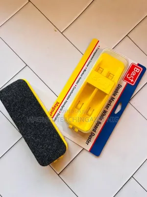 Magnetic Duster With Marker