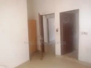 2bdrm Apartment in Philip Majekodunmi, Abule Egba for rent