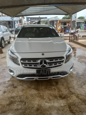 Mercedes-Benz GLA 250 2020 Off white