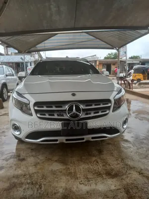 Mercedes-Benz GLA 250 2020 Off white