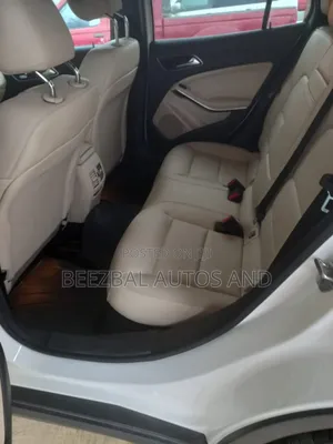 Mercedes-Benz GLA 250 2020 Off white