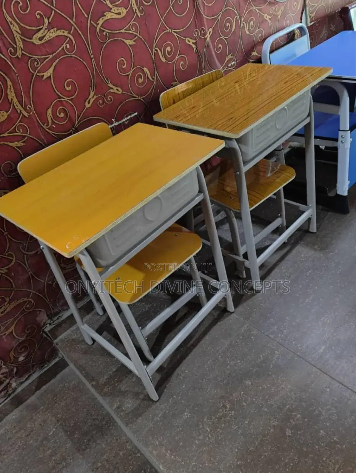 Class Room/Student Table and Chair