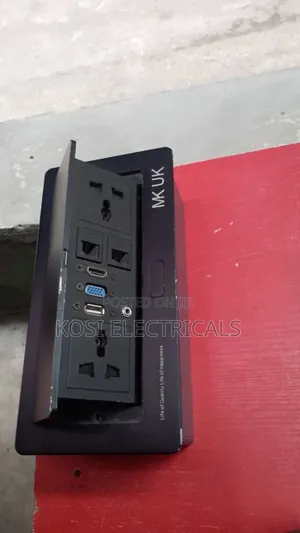 13a Double Multi Purpose Table Socket